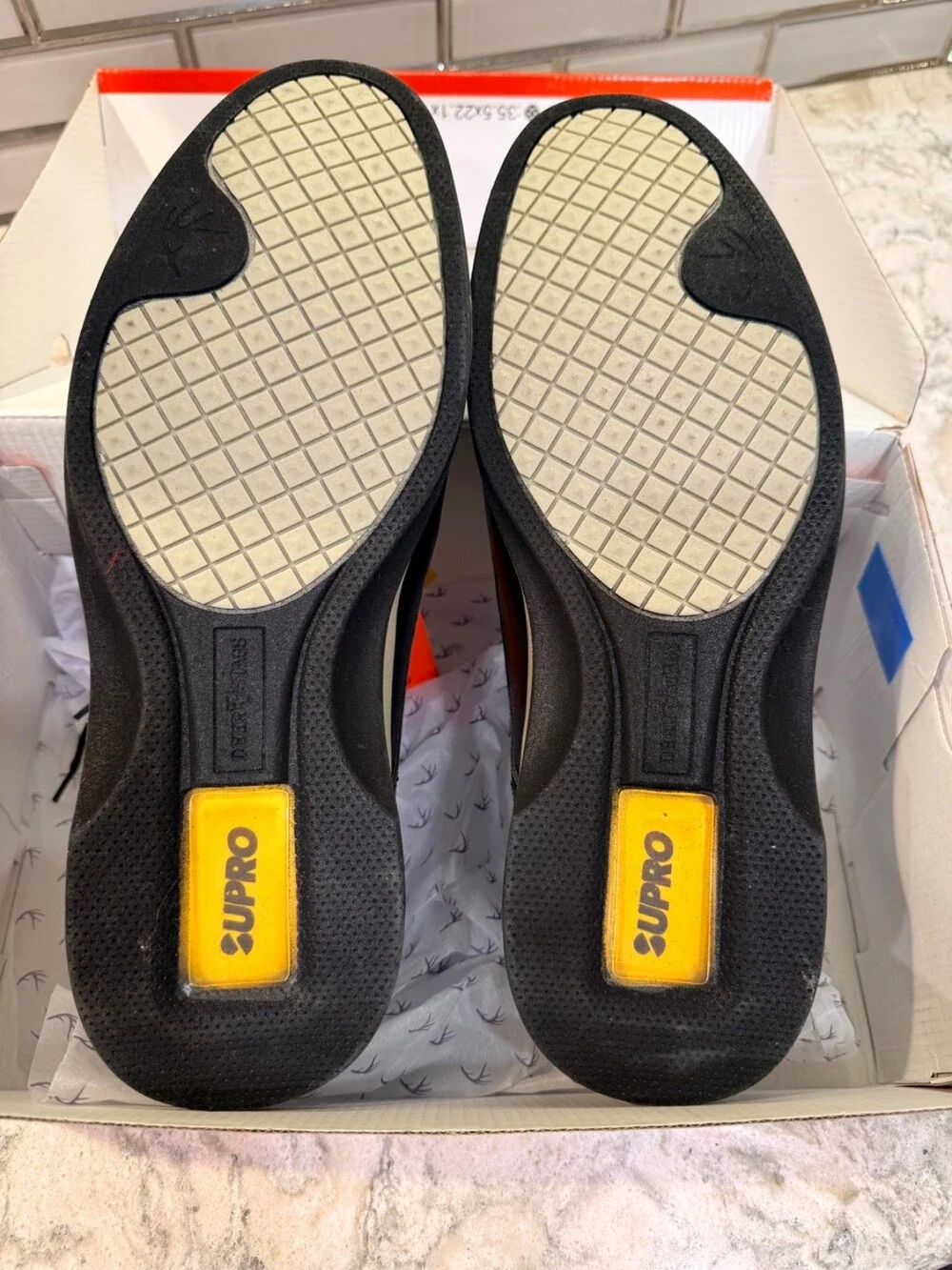 Man's Dress Shoes Deer Stags Lisbon Oxford, NIB, 11 1/2